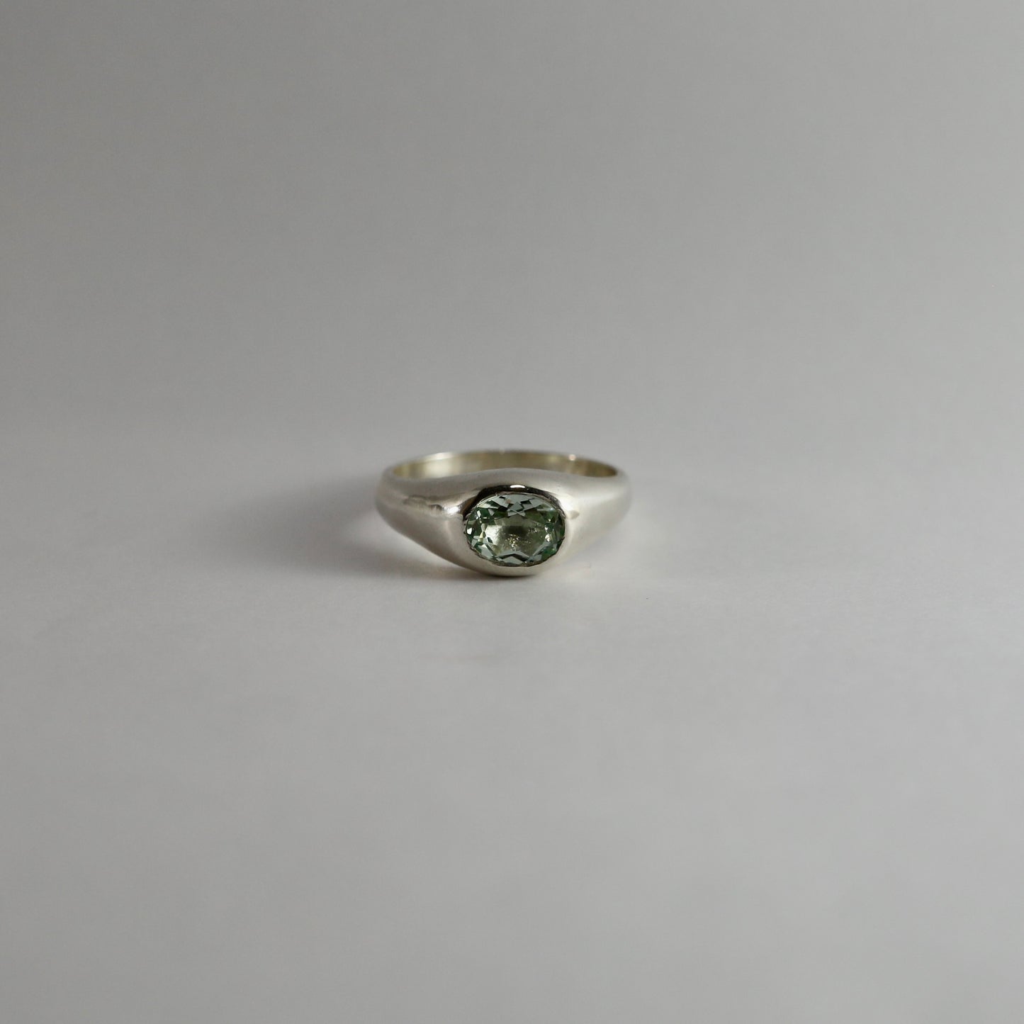 Remy ring oval