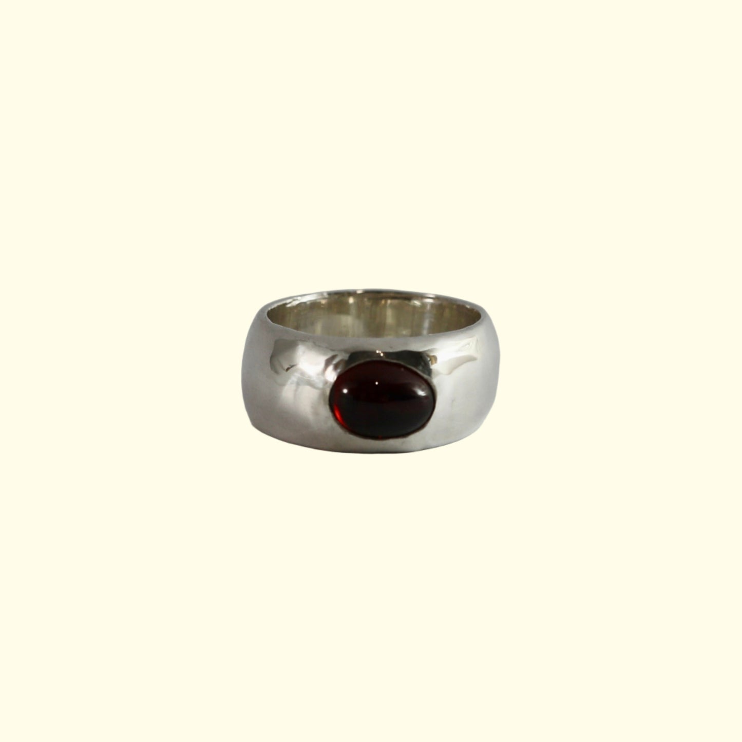 Garnet band