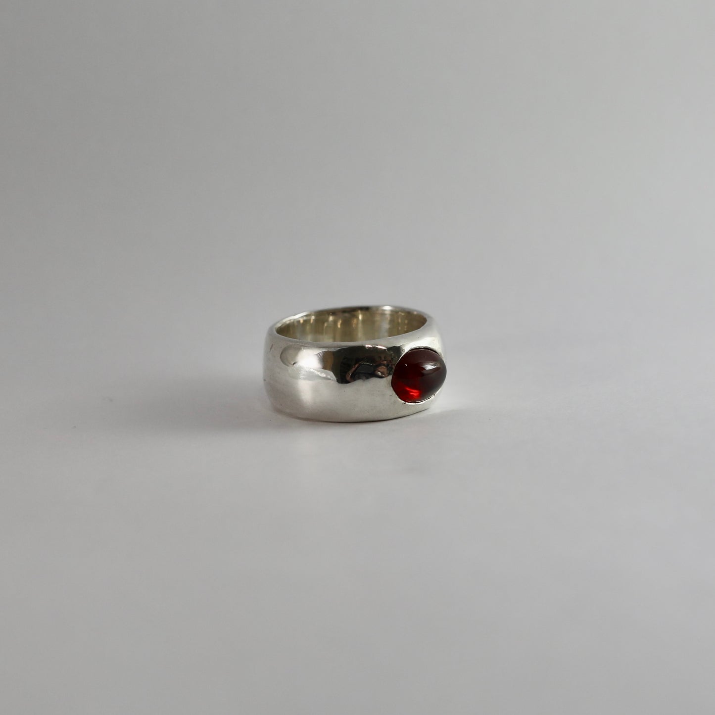 Garnet band