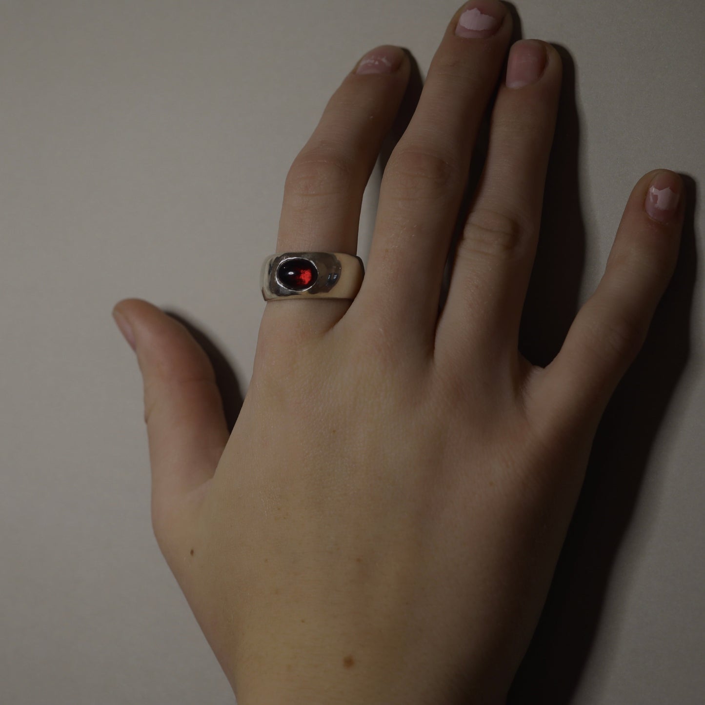 Garnet band