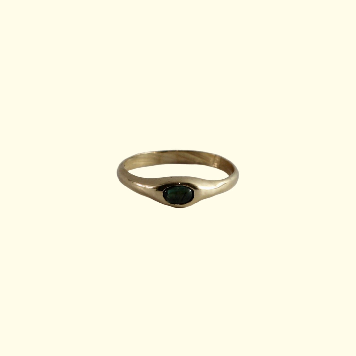 Gold & sapphire ring